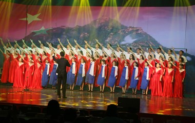 基础医学院参加山东大学庆祝中国共产党成立100周年暨建校120周年教职医务员工合唱比赛